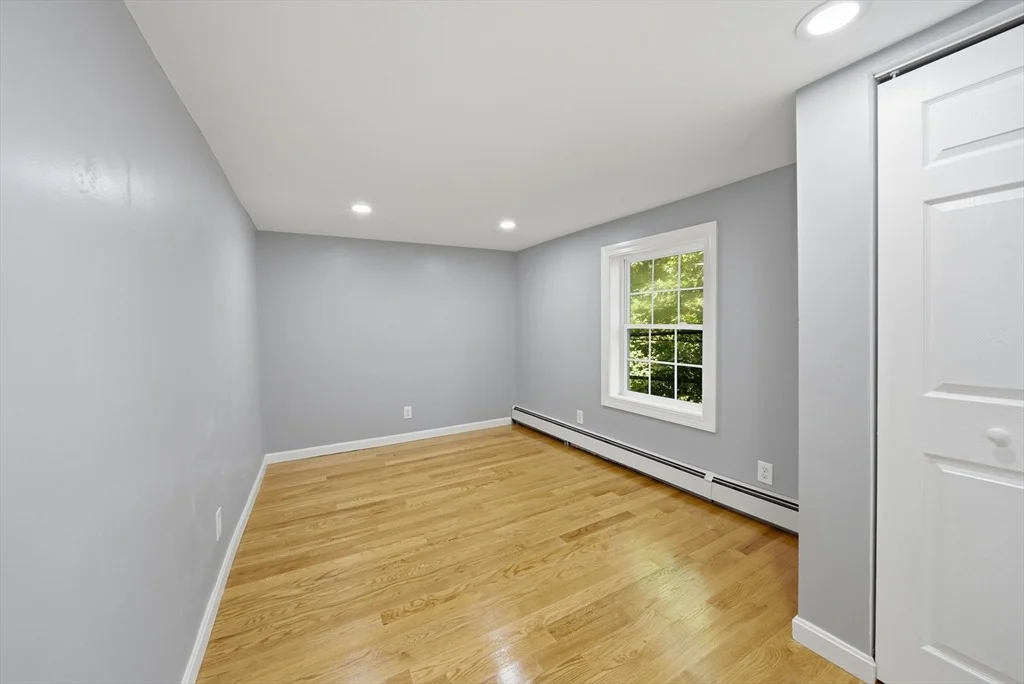 Photo of 8 Hawkins St