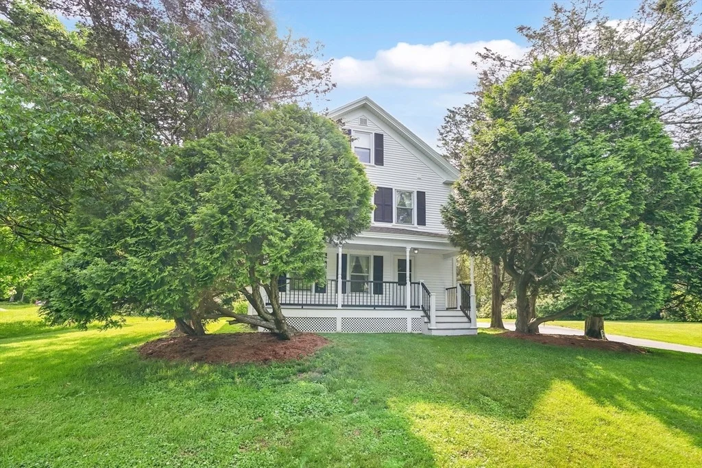Photo of 547 Main St