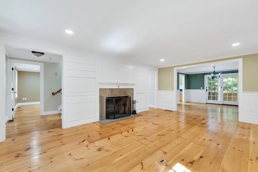 Photo of 116 West Way