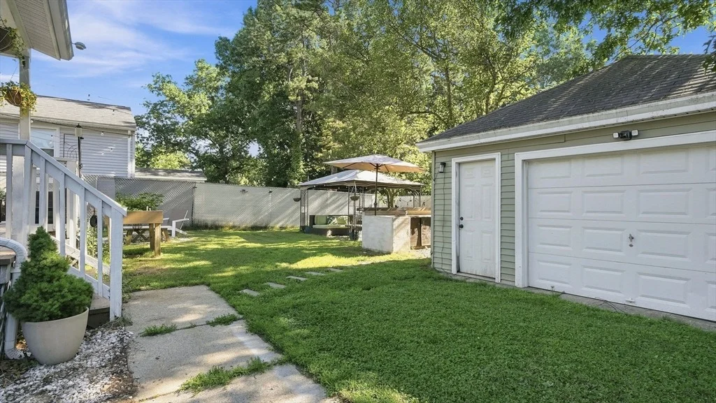 Photo of 87 Lakevilla Ave