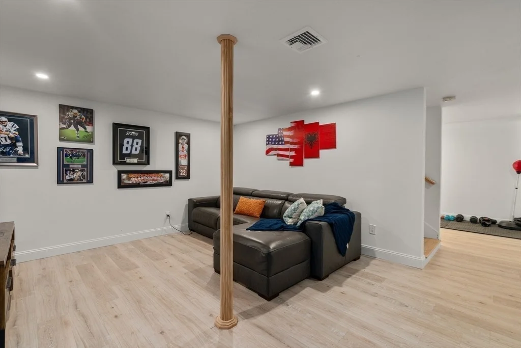 Photo of 295 Gardner St