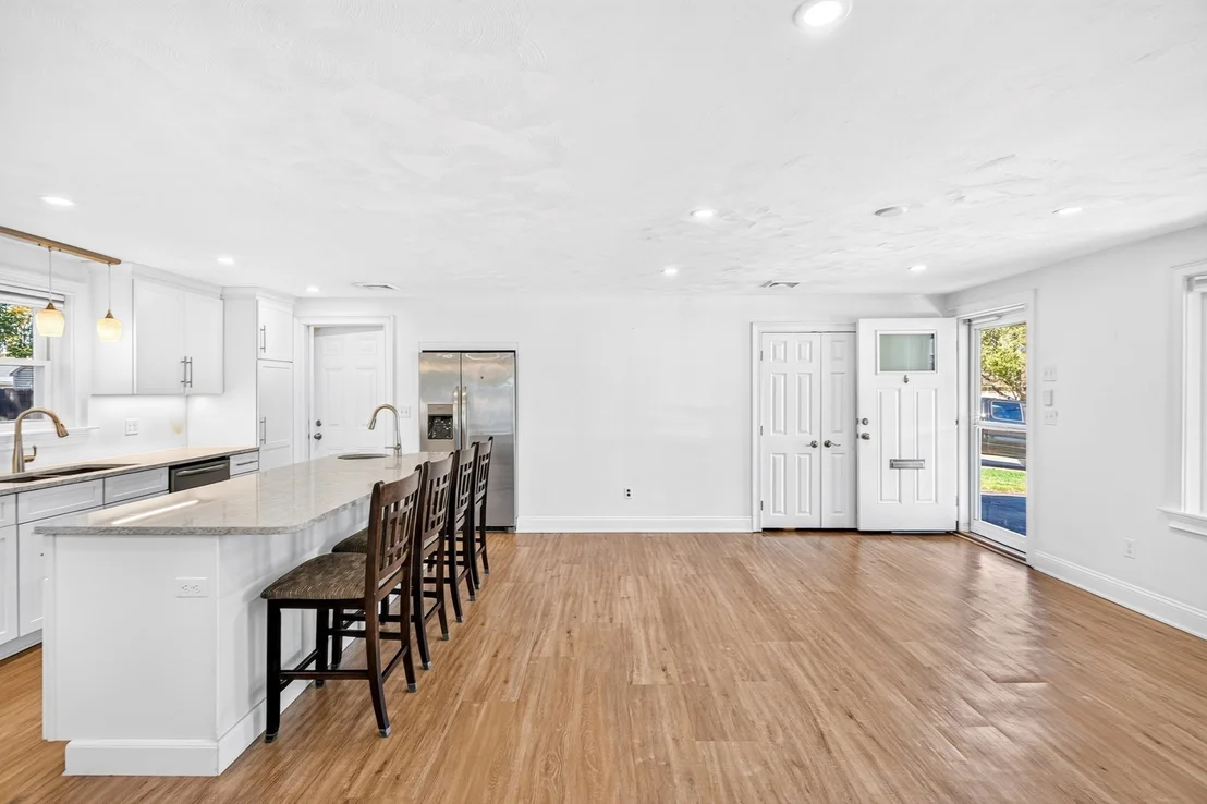 Photo of 15 Roger Rd