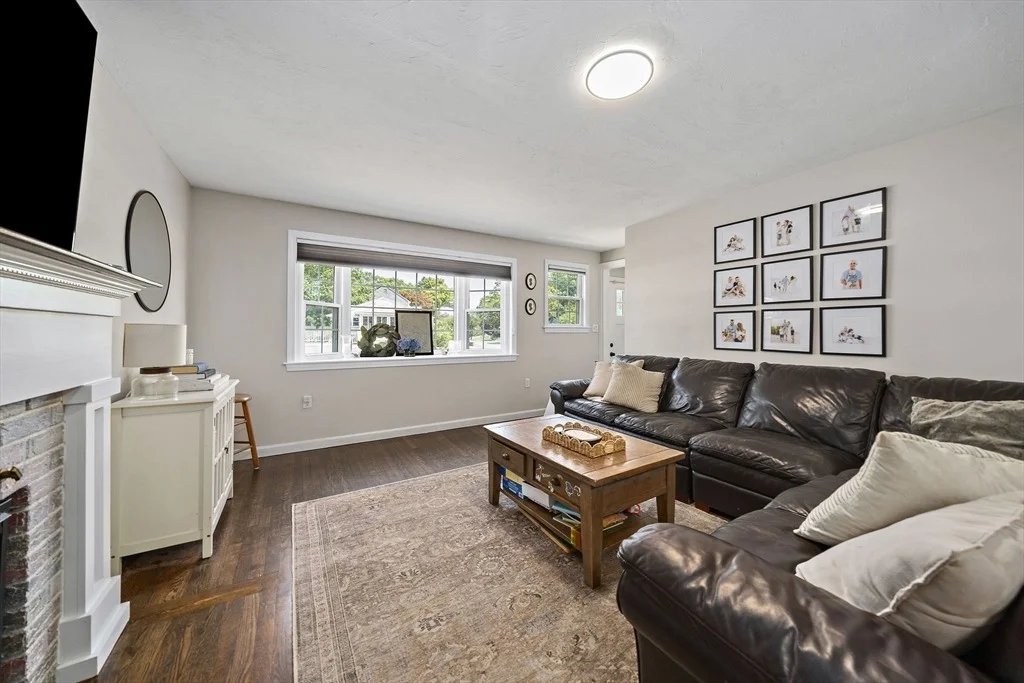 Photo of 33 Bartlett Rd