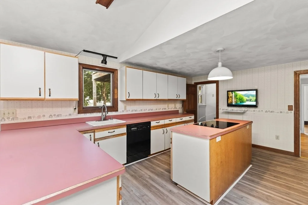 Photo of 3 Meadow Way
