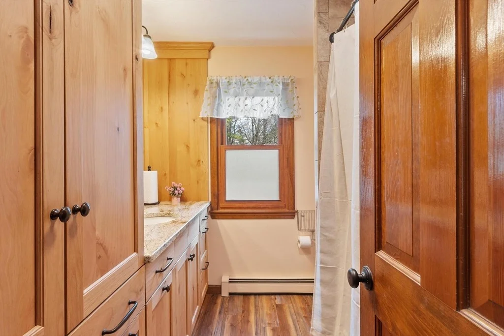 Photo of 111 Hale Rd