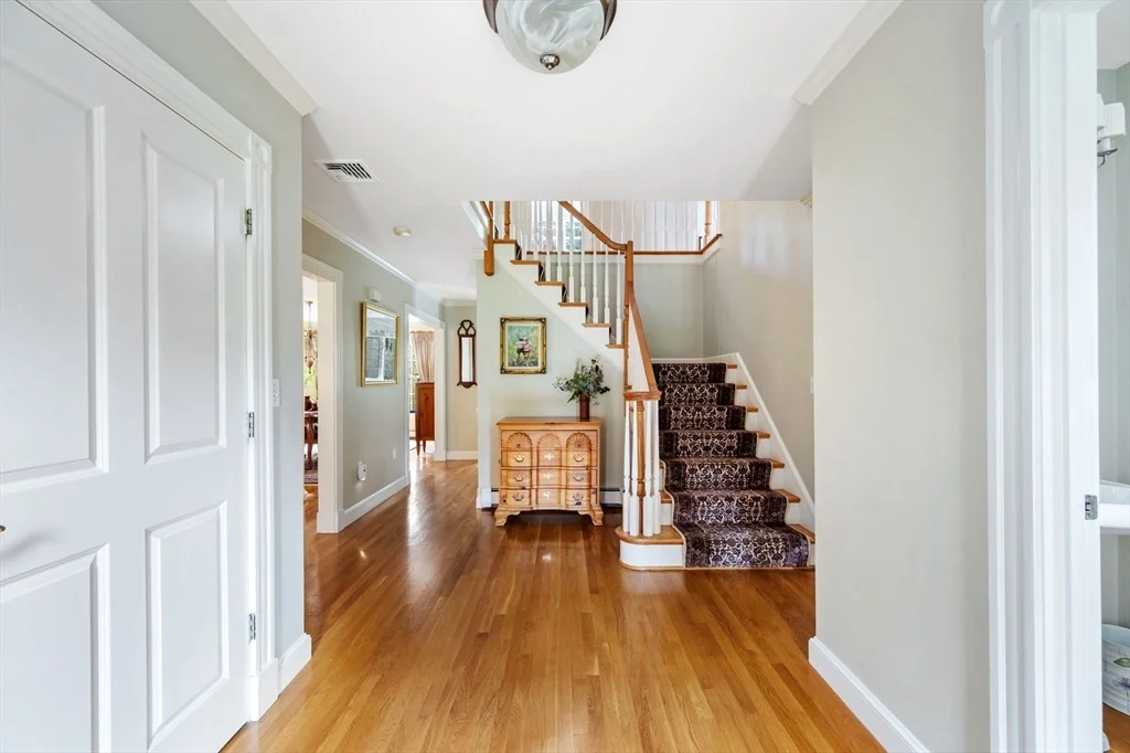 Photo of 56 Paradise Dr