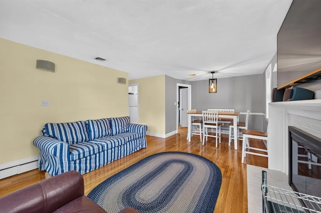 Photo of 462 Chestnut St