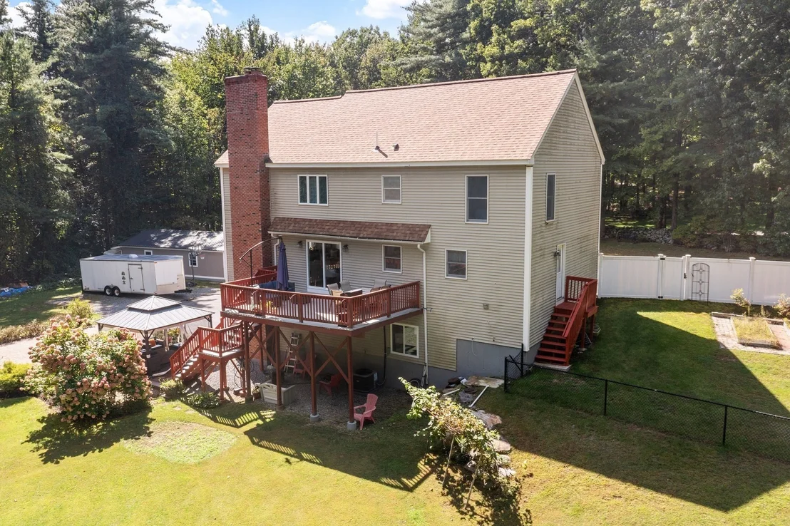 Photo of 1 Laurelwoods Dr