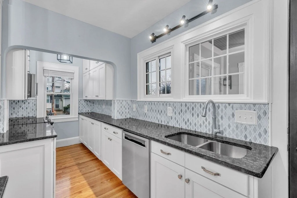 Photo of 458 Broadway St