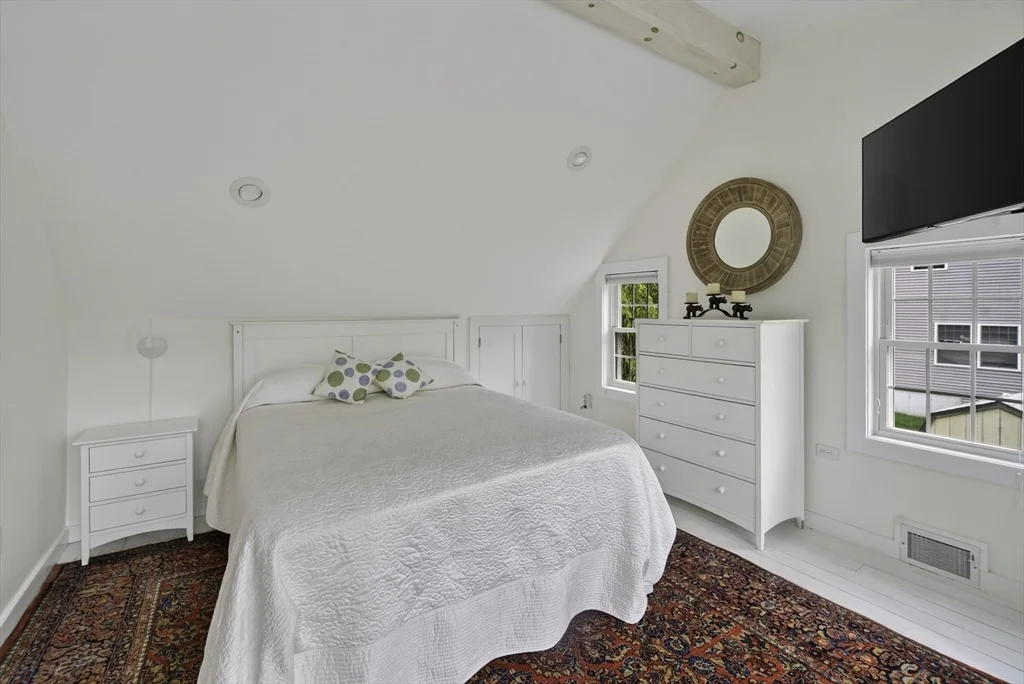 Photo of 39 Leland Rd