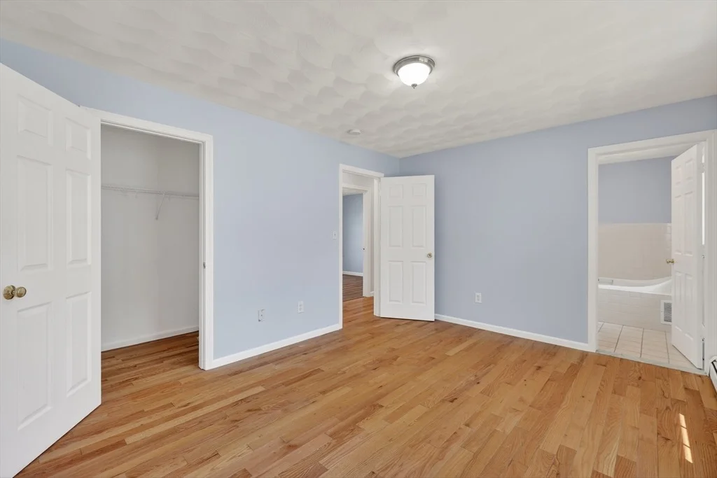 Photo of 3 Oak Leaf Cir