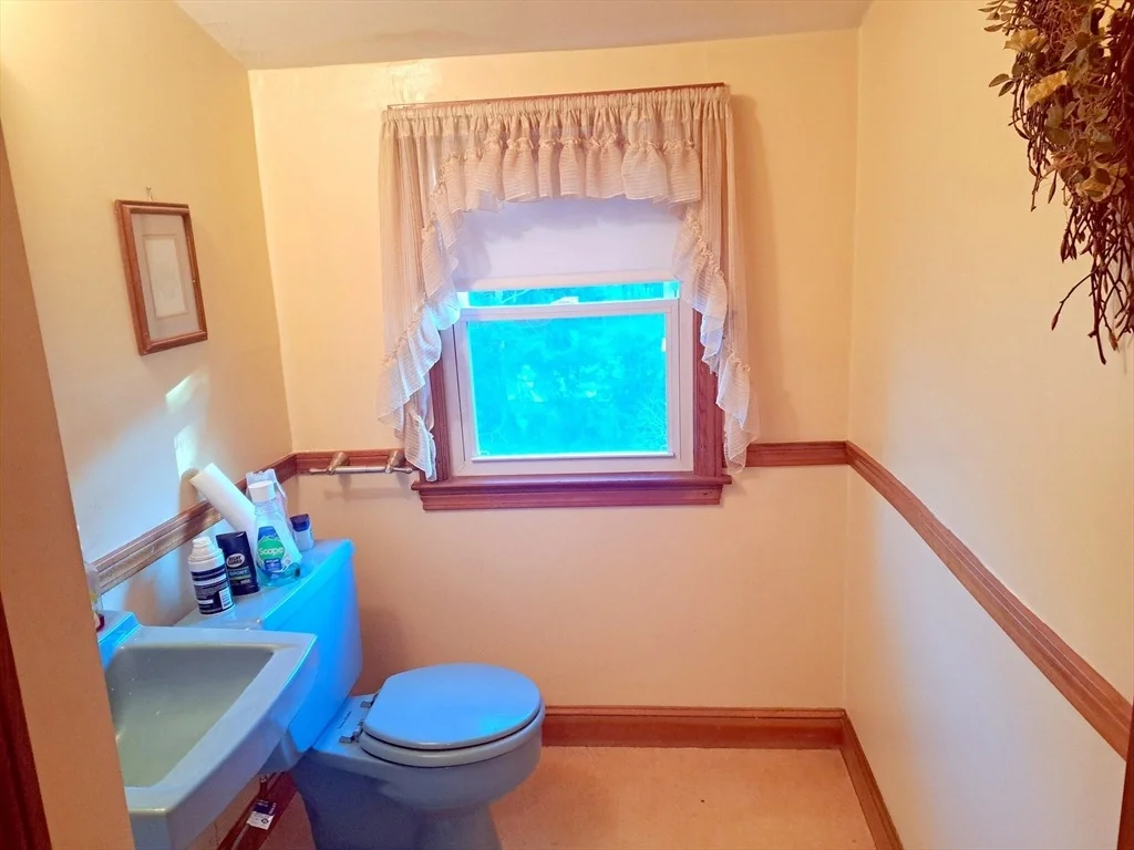 Photo of 7 Nancy Ln
