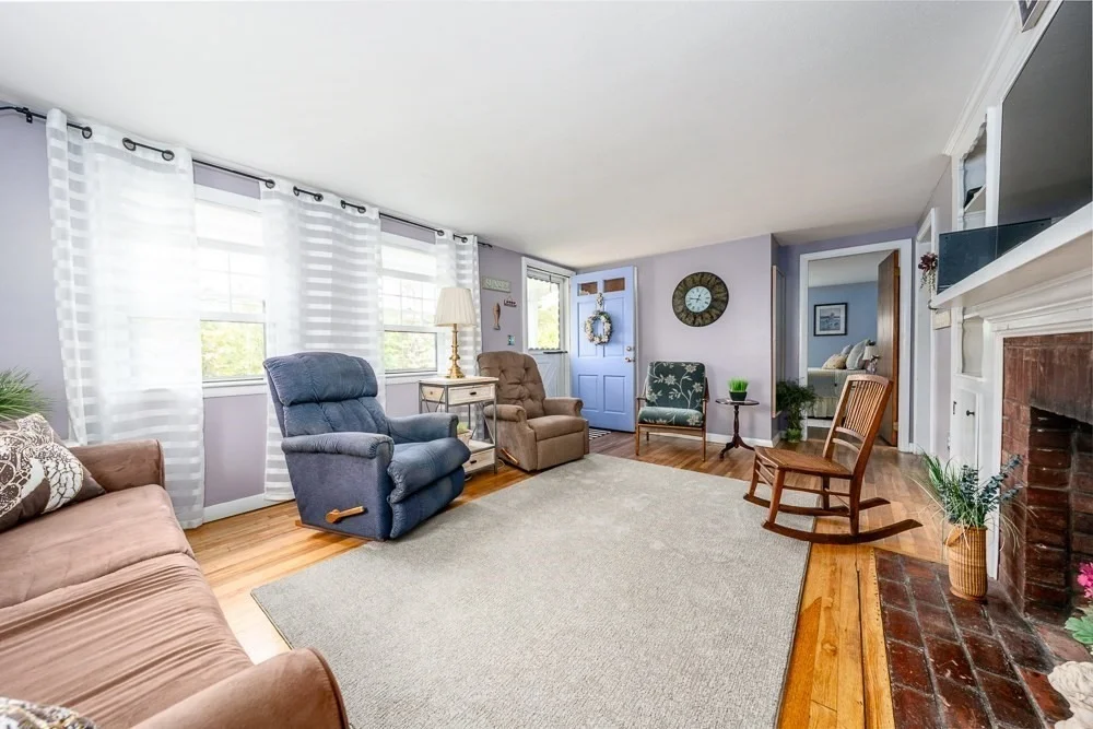 Photo of 139 Clearwater Dr