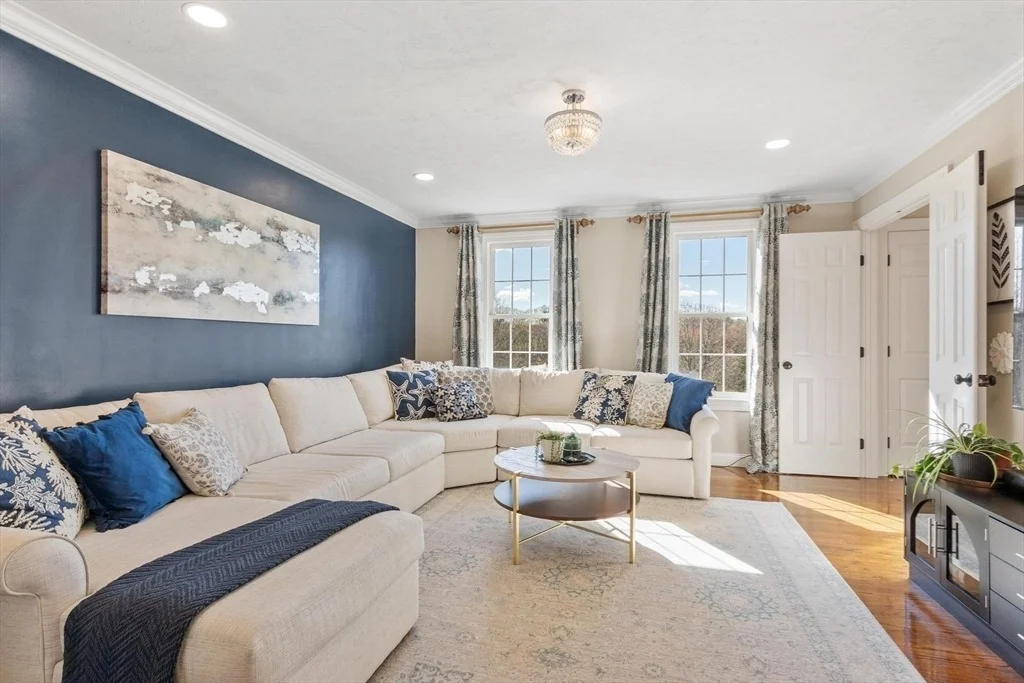 Photo of 140 Barteau Lane