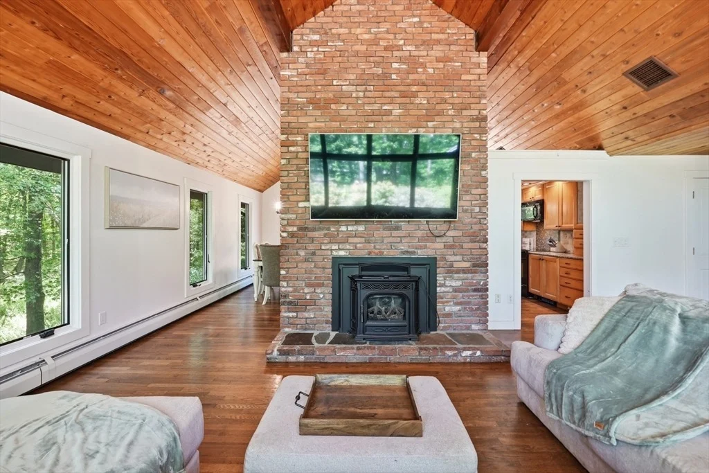 Photo of 26 Dennis Circle