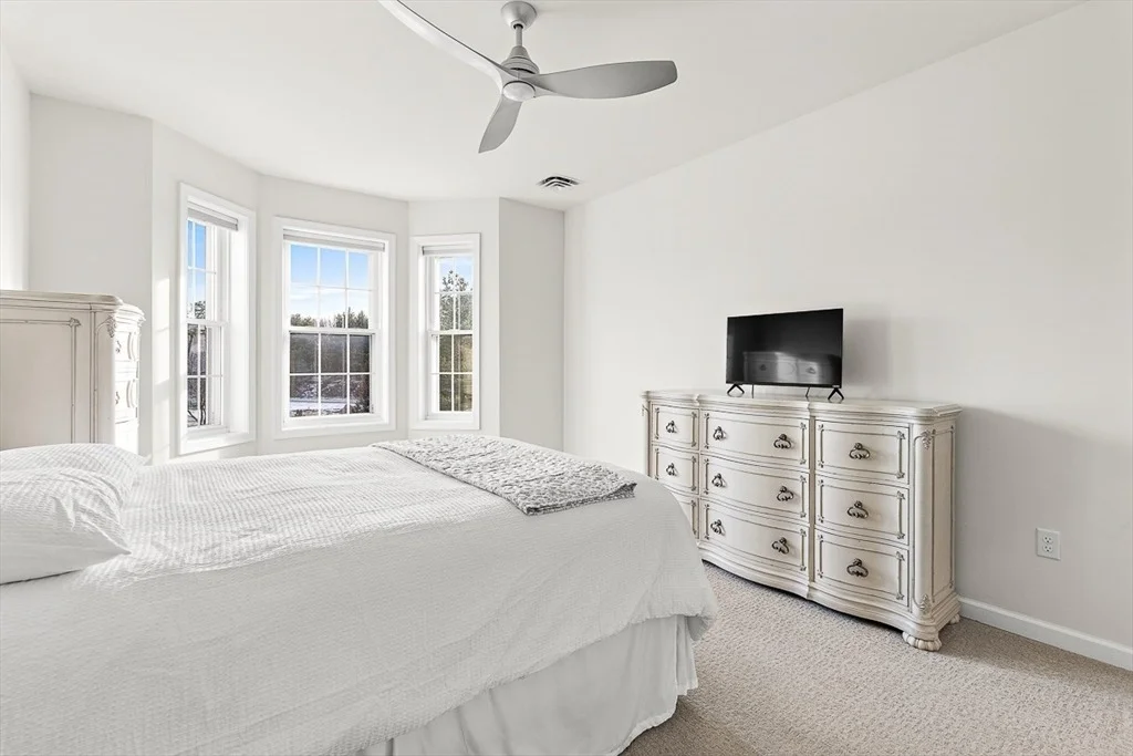 Photo of Unit 3003 at 36 Abigail Way