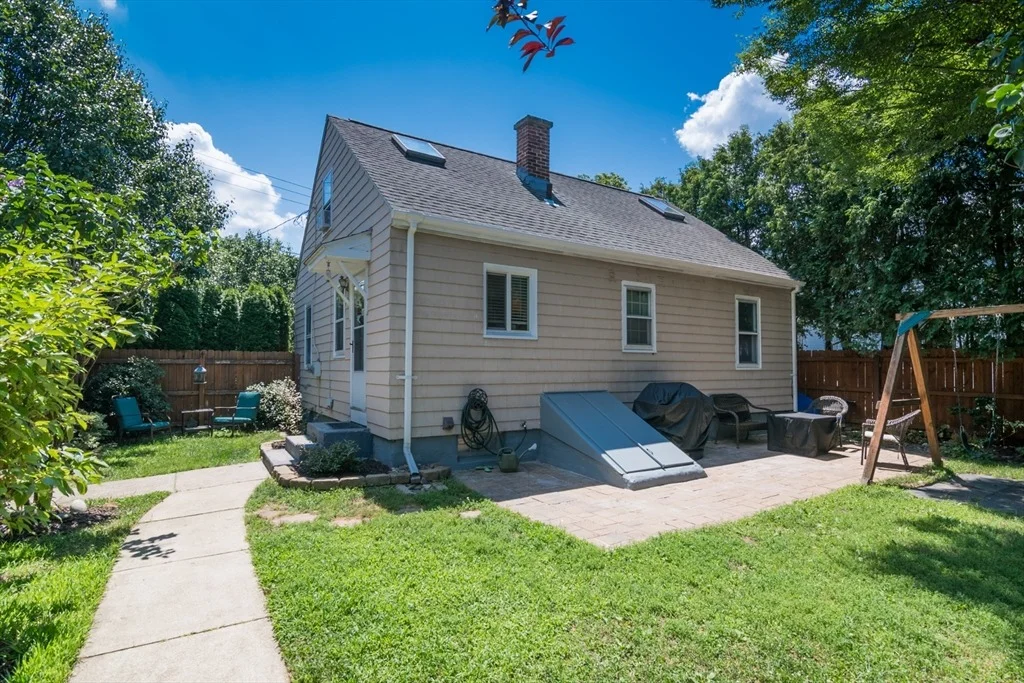 Photo of 222 Plumtree Rd