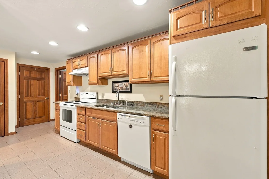 Photo of 70 Birchbark Dr