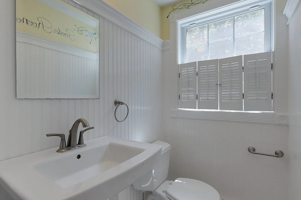 Photo of 21 Hyacinth Dr