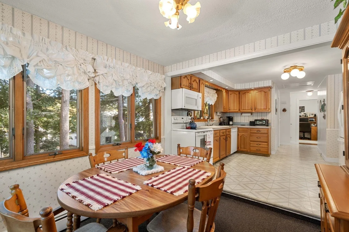Photo of 28 Dambrosio Rd