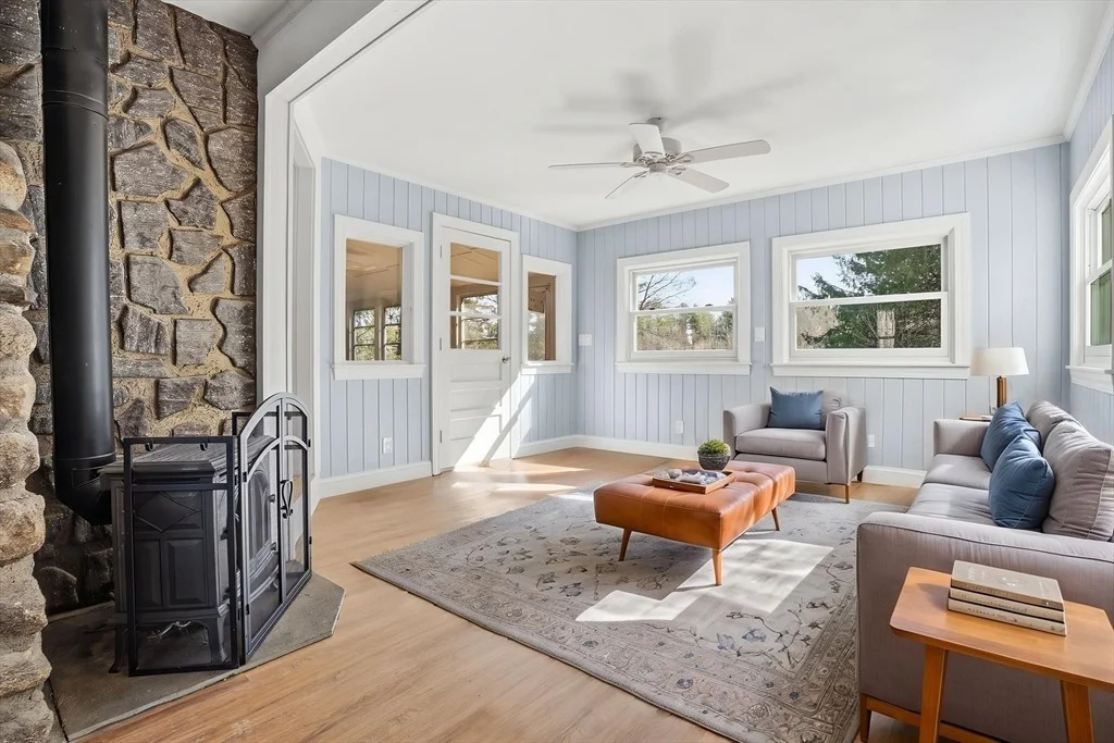 Photo of 76 Beaver Brook Road