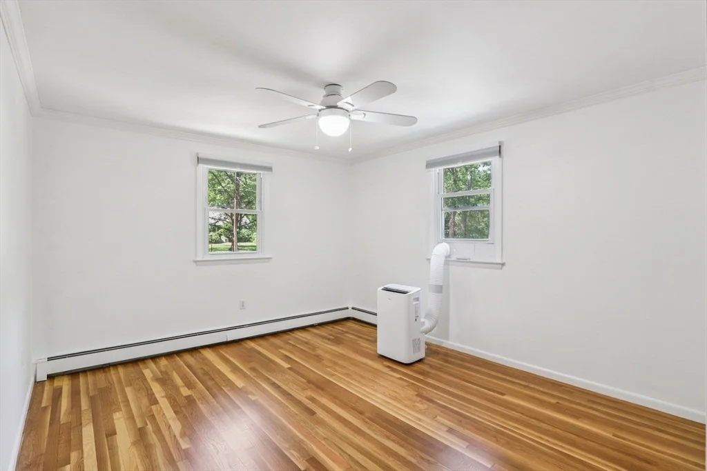 Photo of 196 Hudson Rd