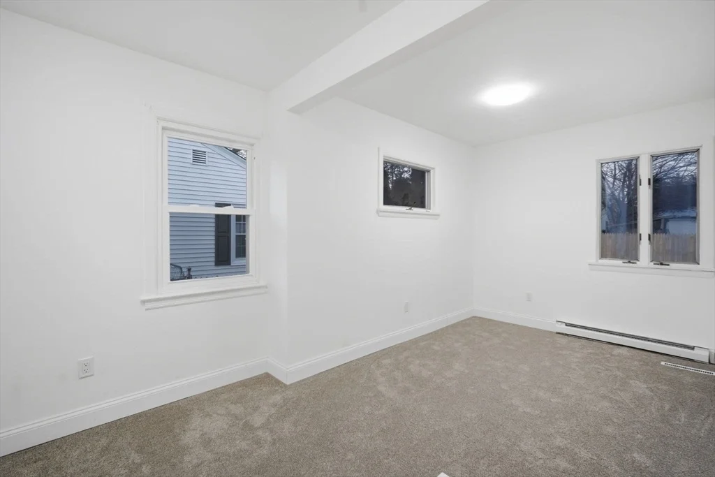 Photo of 25 Pheland St