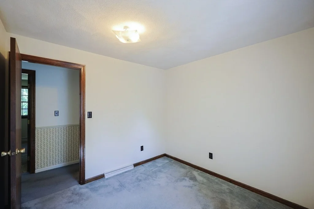 Photo of 7 Eric Ln