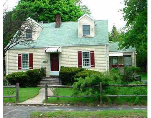 Photo of 60 Hampton Avenue