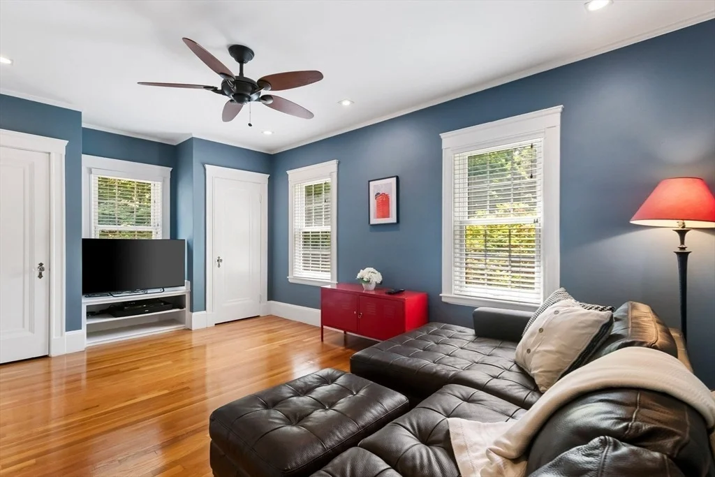 Photo of 14 Rangeley Rdg