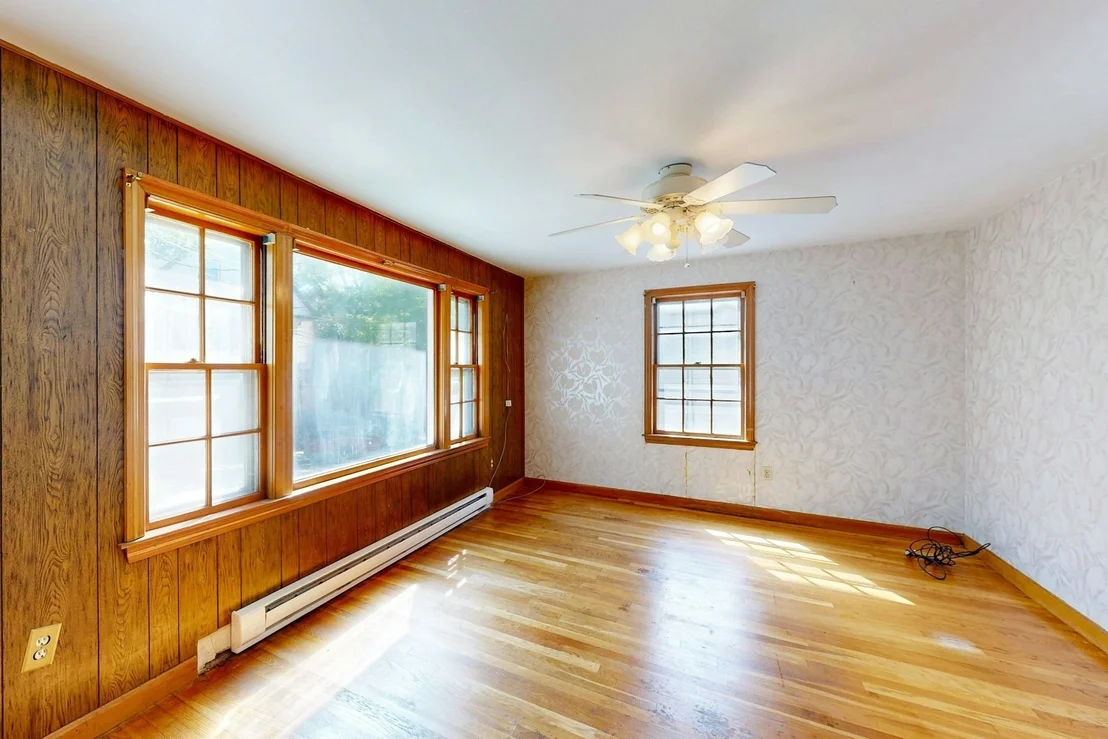 Photo of 20 Harvard St.