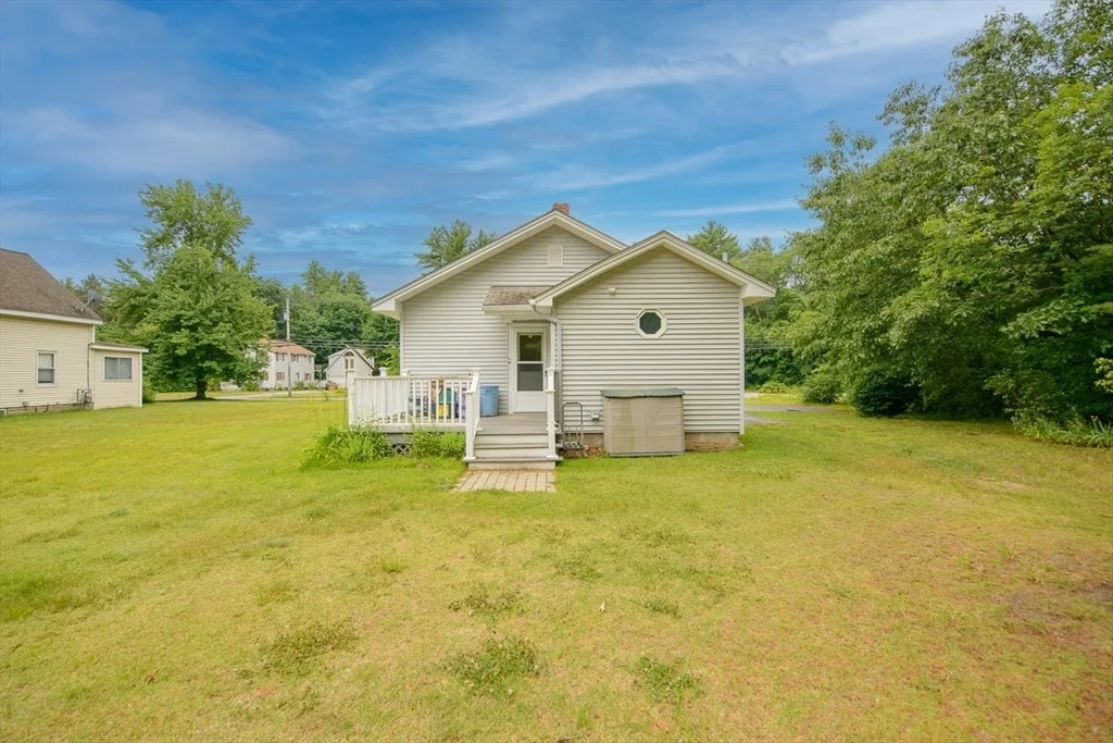 Photo of 321 Main St