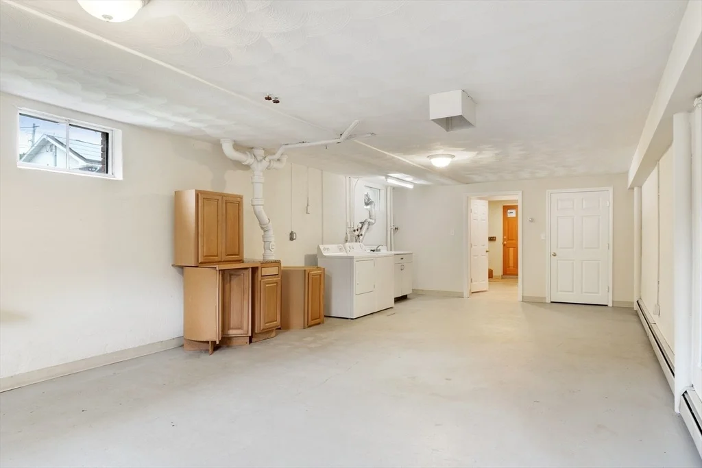 Photo of 21 Laurine Rd