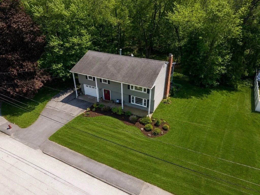 Photo of 11 Longmeadow Road