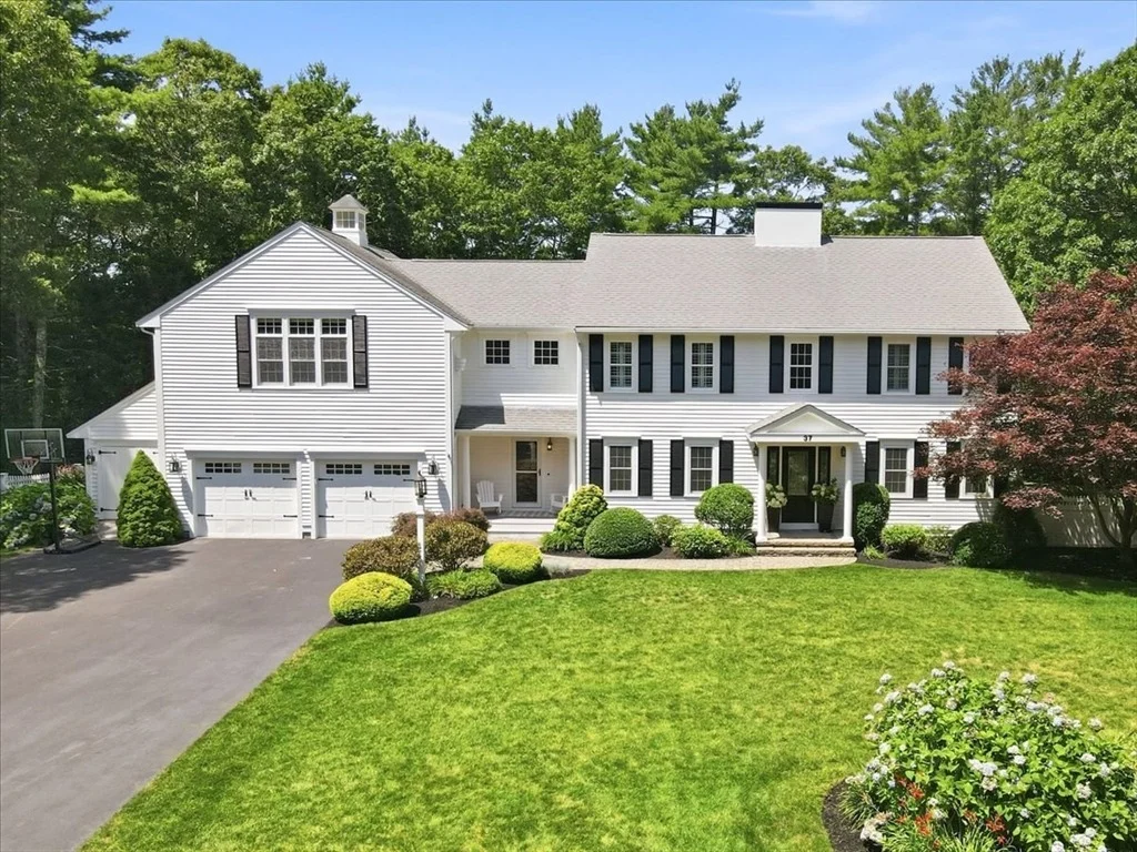 Photo of 37 Fox Den Rd