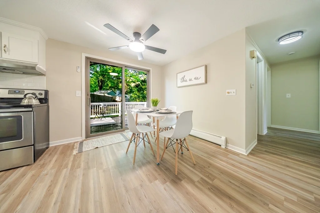 Photo of 20 Meadowbrook Dr