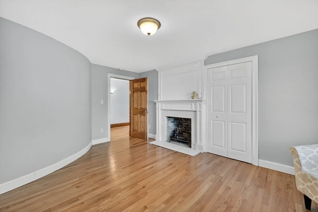 Photo of 762 Main Street