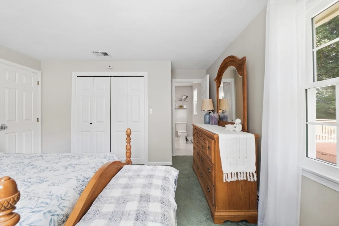 Photo of 136 Maplewood Rd