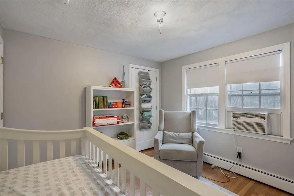 Photo of 13 W Pine Dr