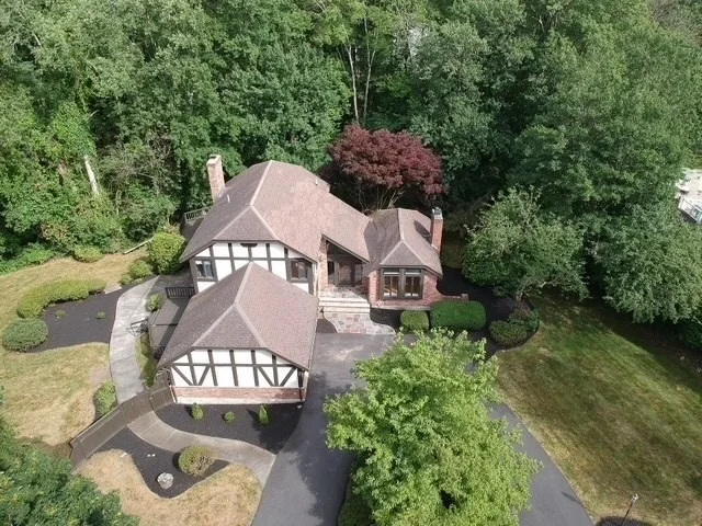 Photo of 5 Rust Ln
