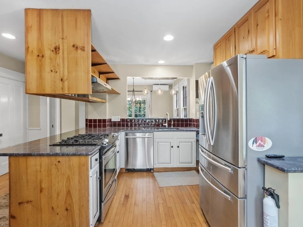 Photo of 85 Crescent Street