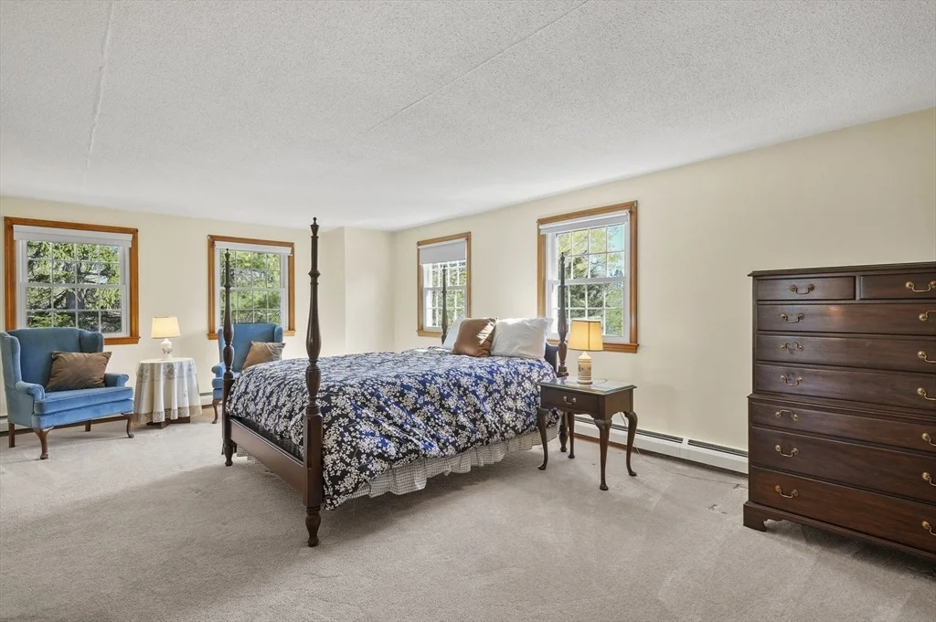 Photo of 112 Surrey Lane