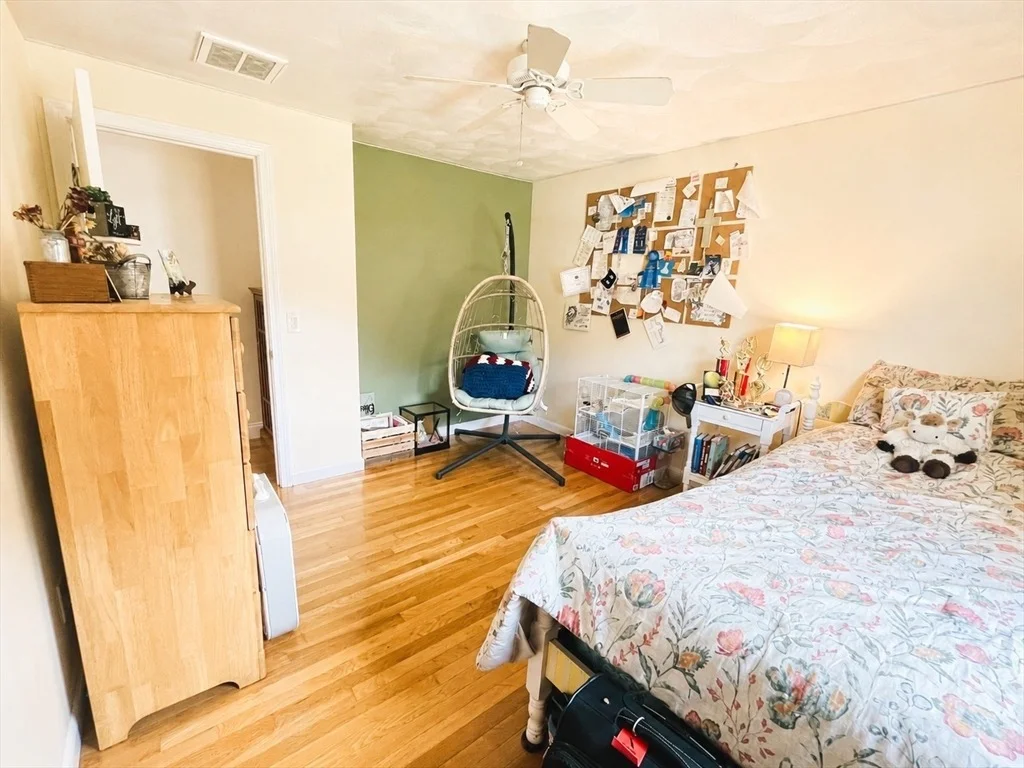 Photo of 115 Spring Street