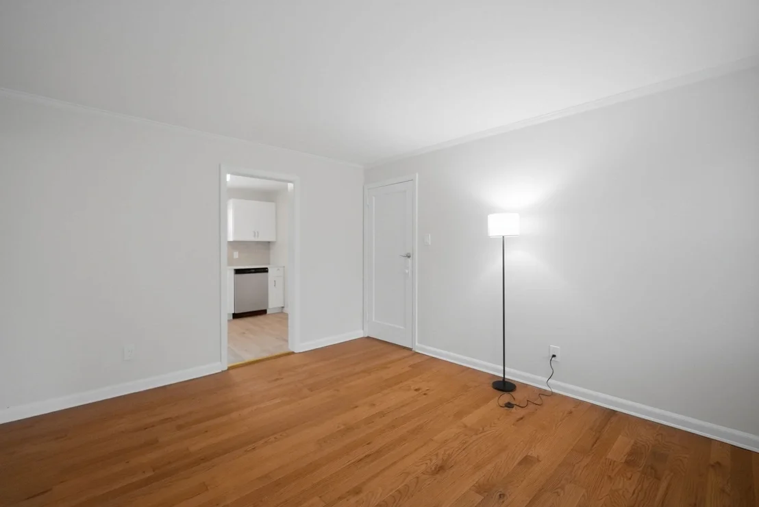 Photo of Unit 2A at 467 Cold Spring Avenue
