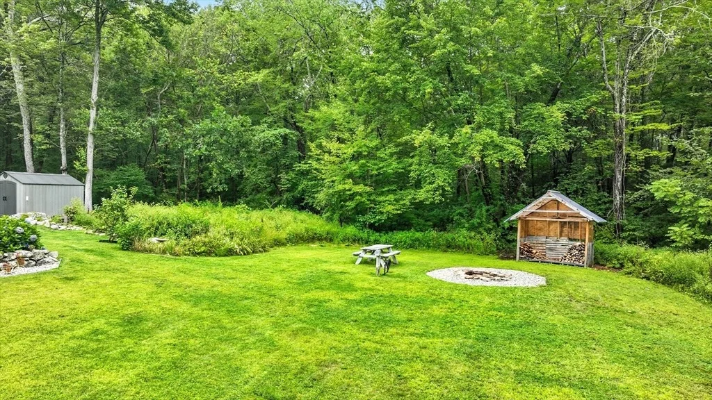 Photo of 11 Ed Holcomb Rd