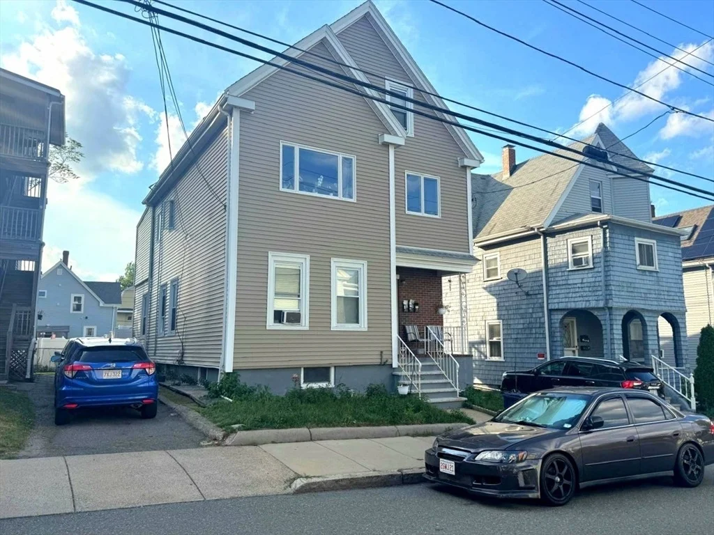 Photo of 98 Walnut St