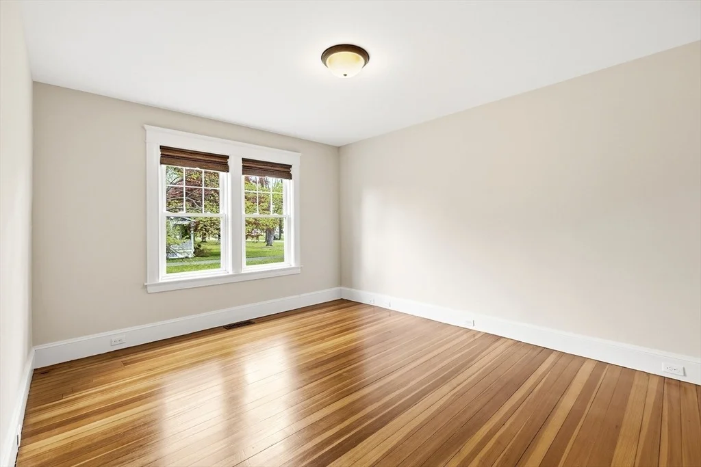 Photo of 111 West St