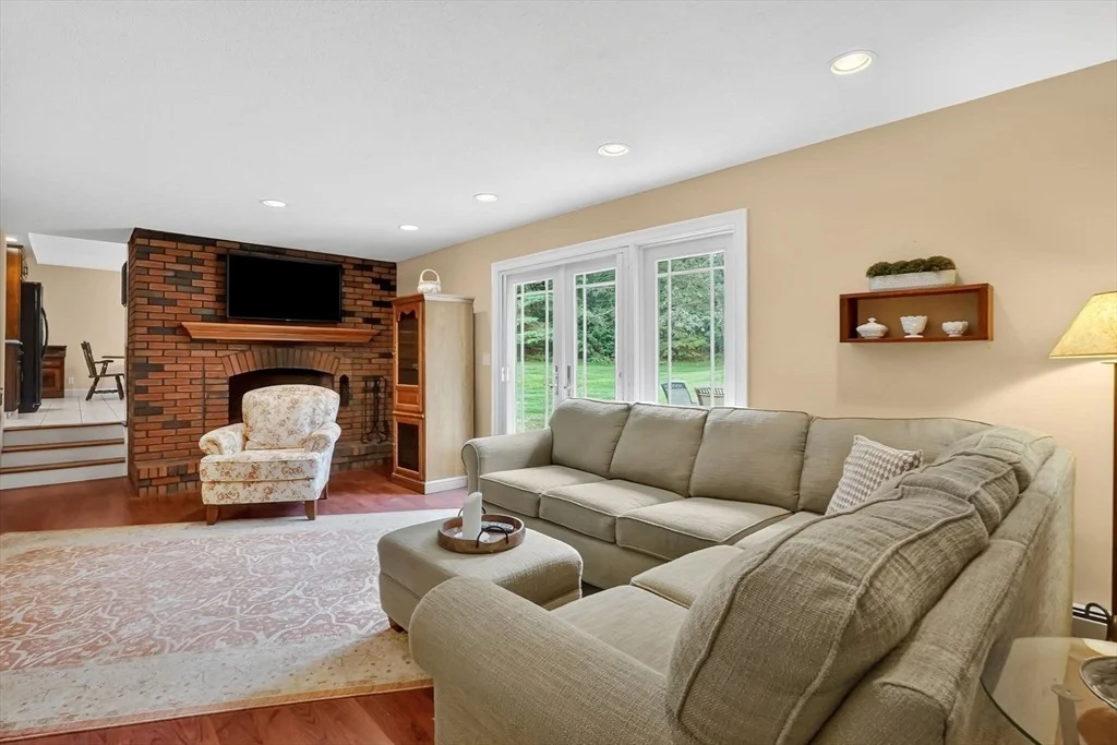Photo of 10 Forest St