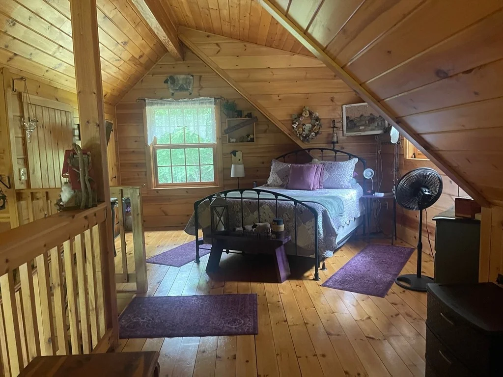 Photo of 149 Nichewaug Rd