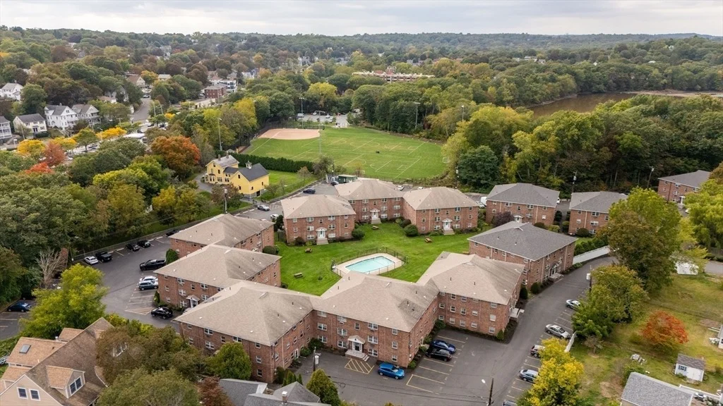 Photo of Unit 2 at 10 Colonial Village Dr